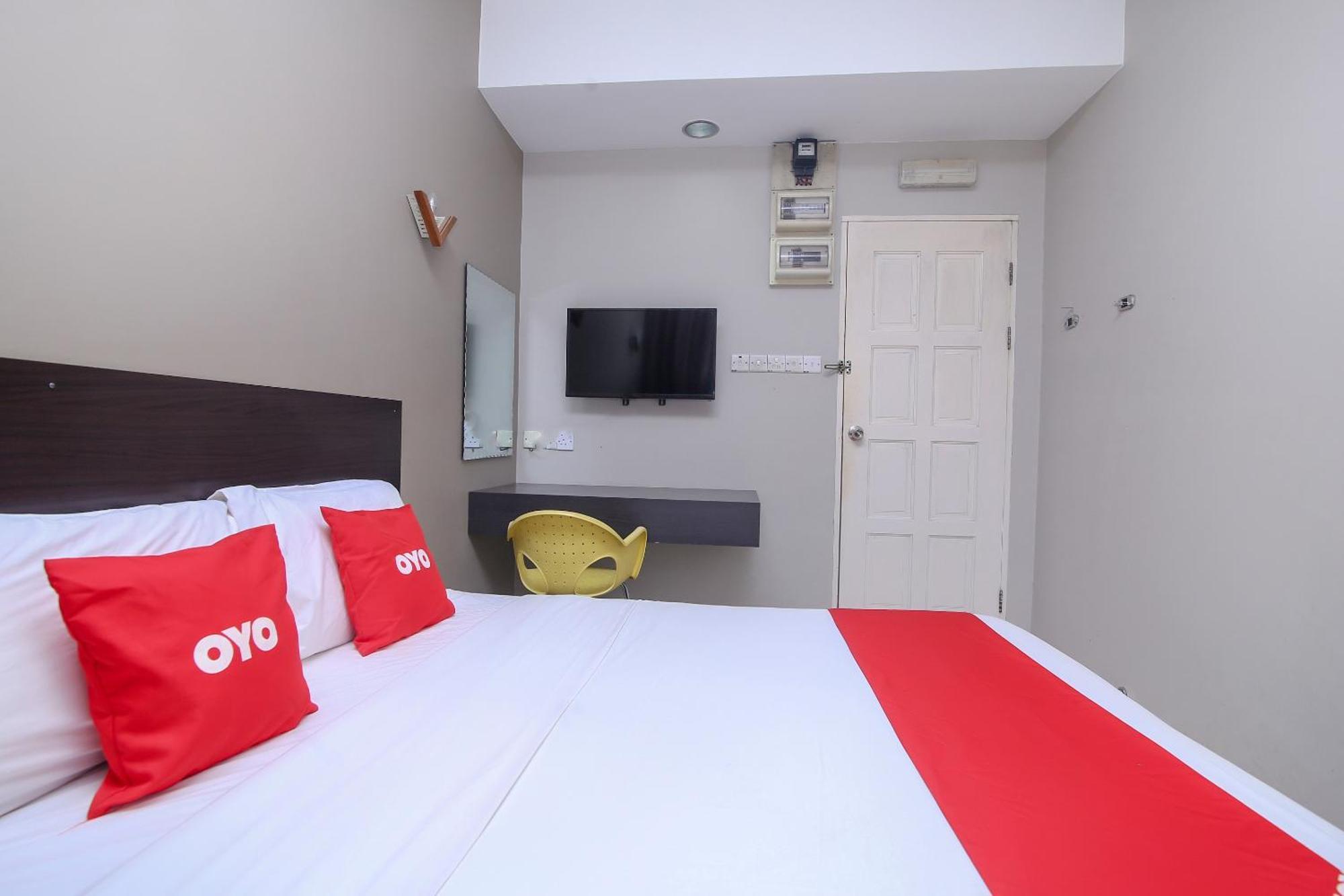 Nice Stay Three Six Five Services Kuching Bagian luar foto