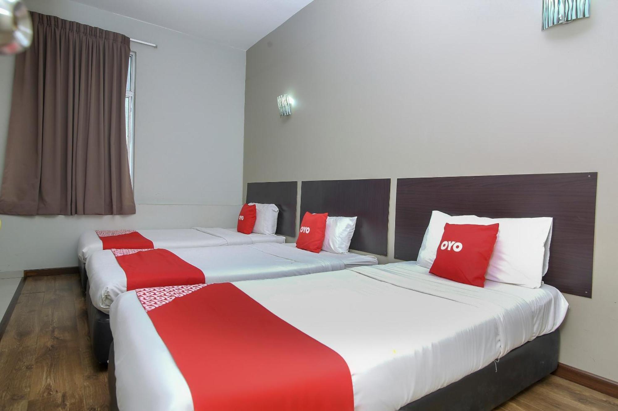Nice Stay Three Six Five Services Kuching Bagian luar foto