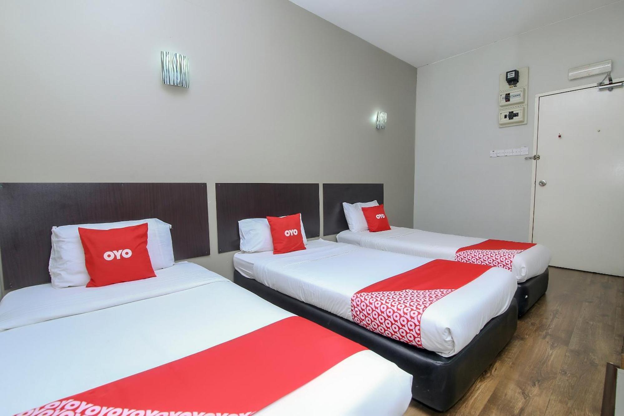 Nice Stay Three Six Five Services Kuching Bagian luar foto