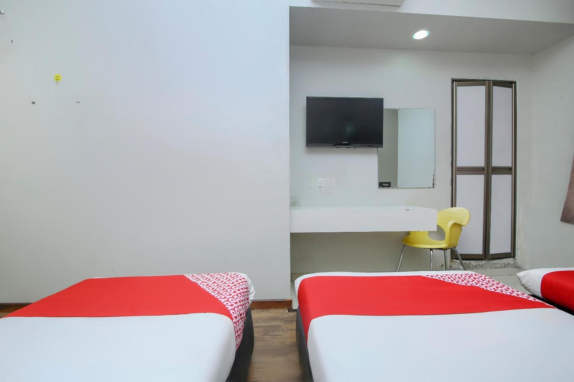 Nice Stay Three Six Five Services Kuching Bagian luar foto