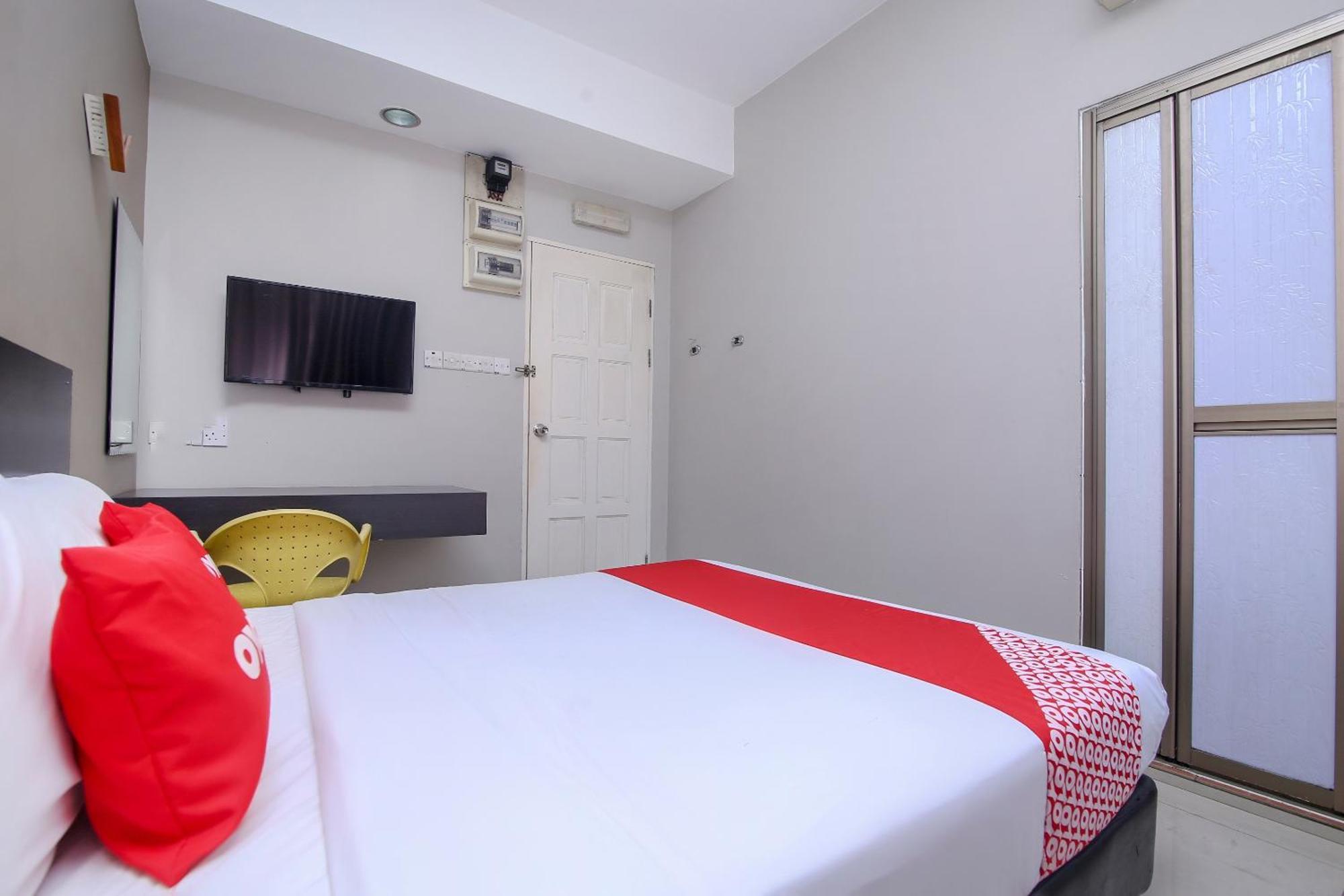 Nice Stay Three Six Five Services Kuching Bagian luar foto