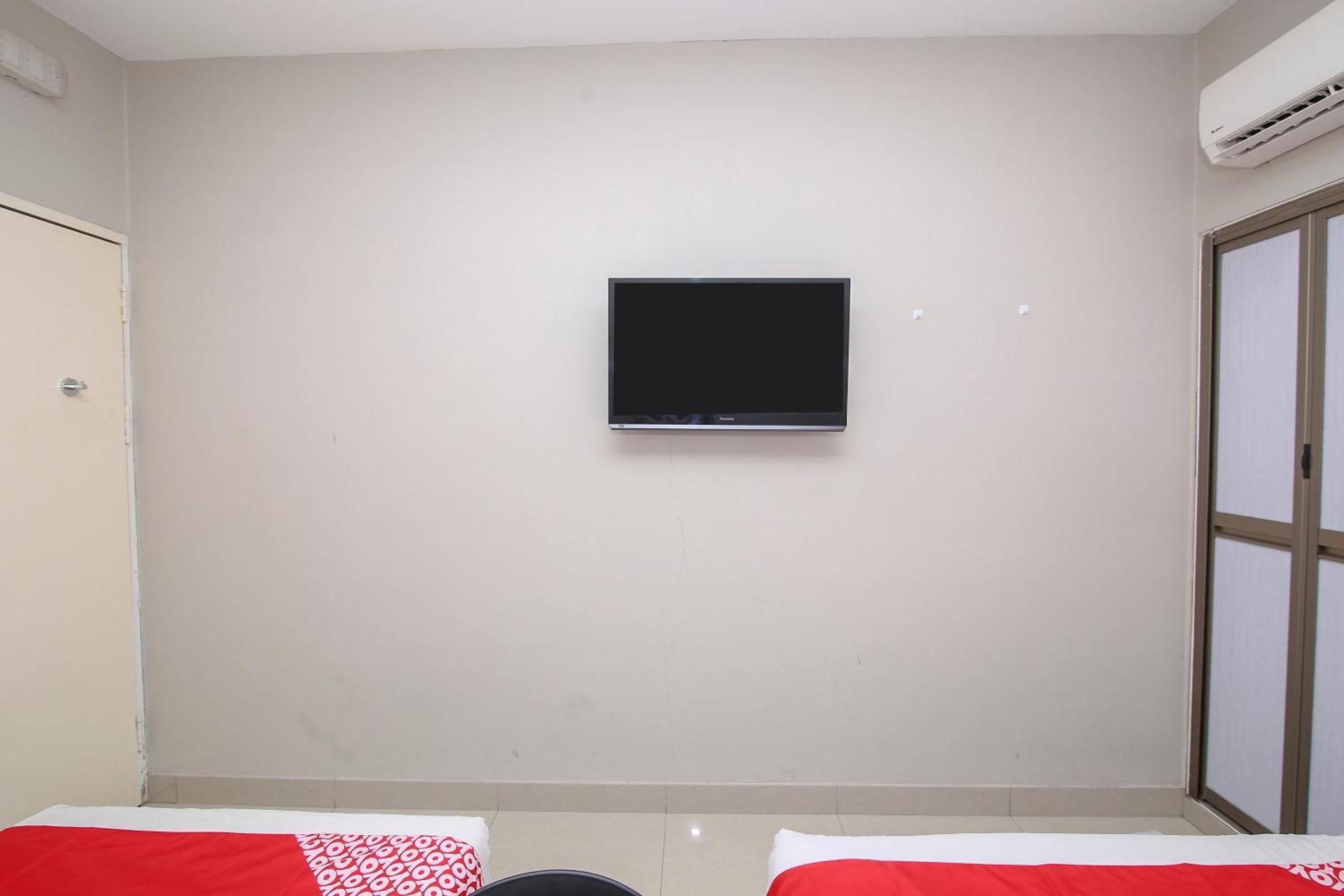 Nice Stay Three Six Five Services Kuching Bagian luar foto