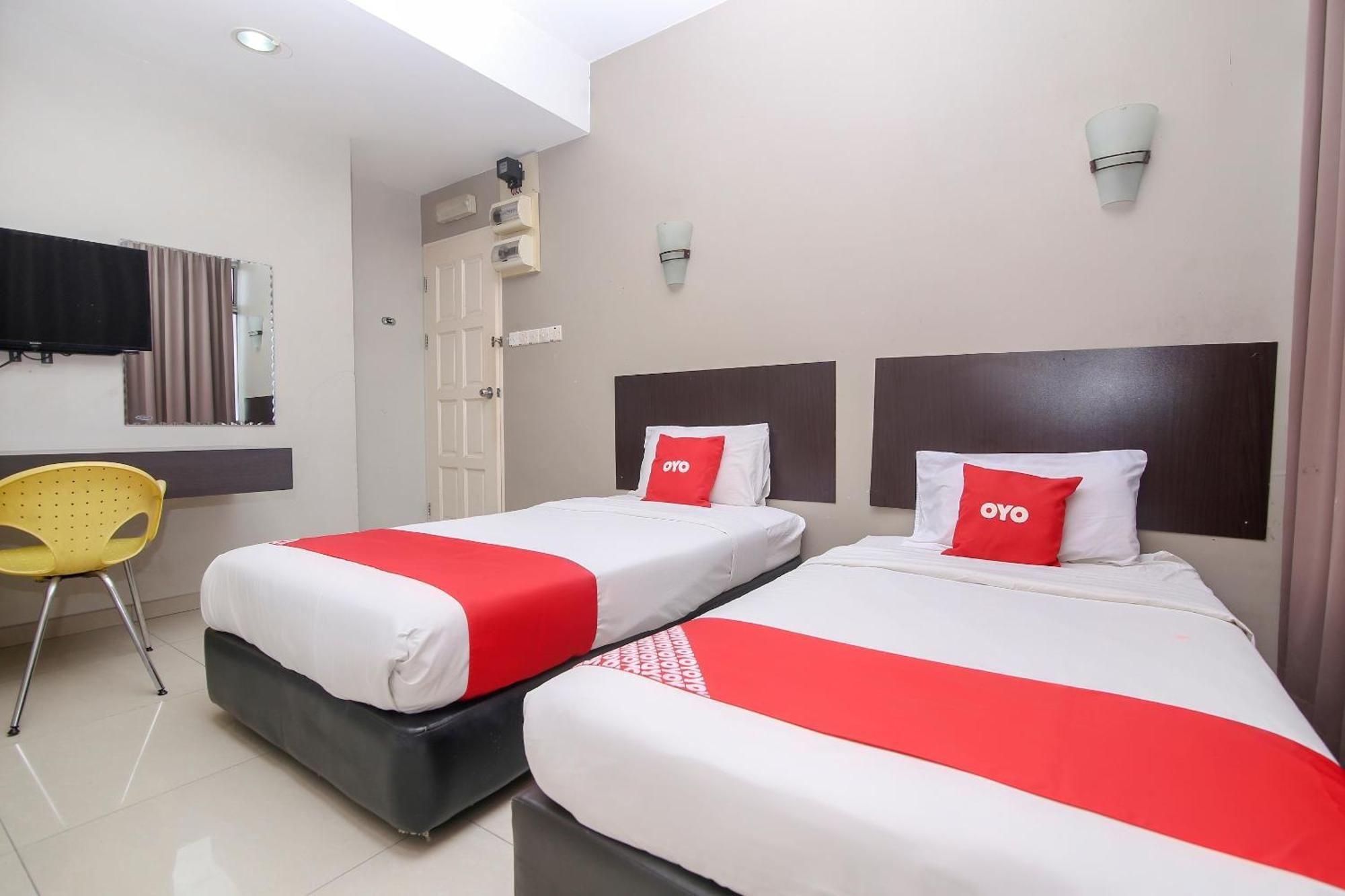 Nice Stay Three Six Five Services Kuching Bagian luar foto