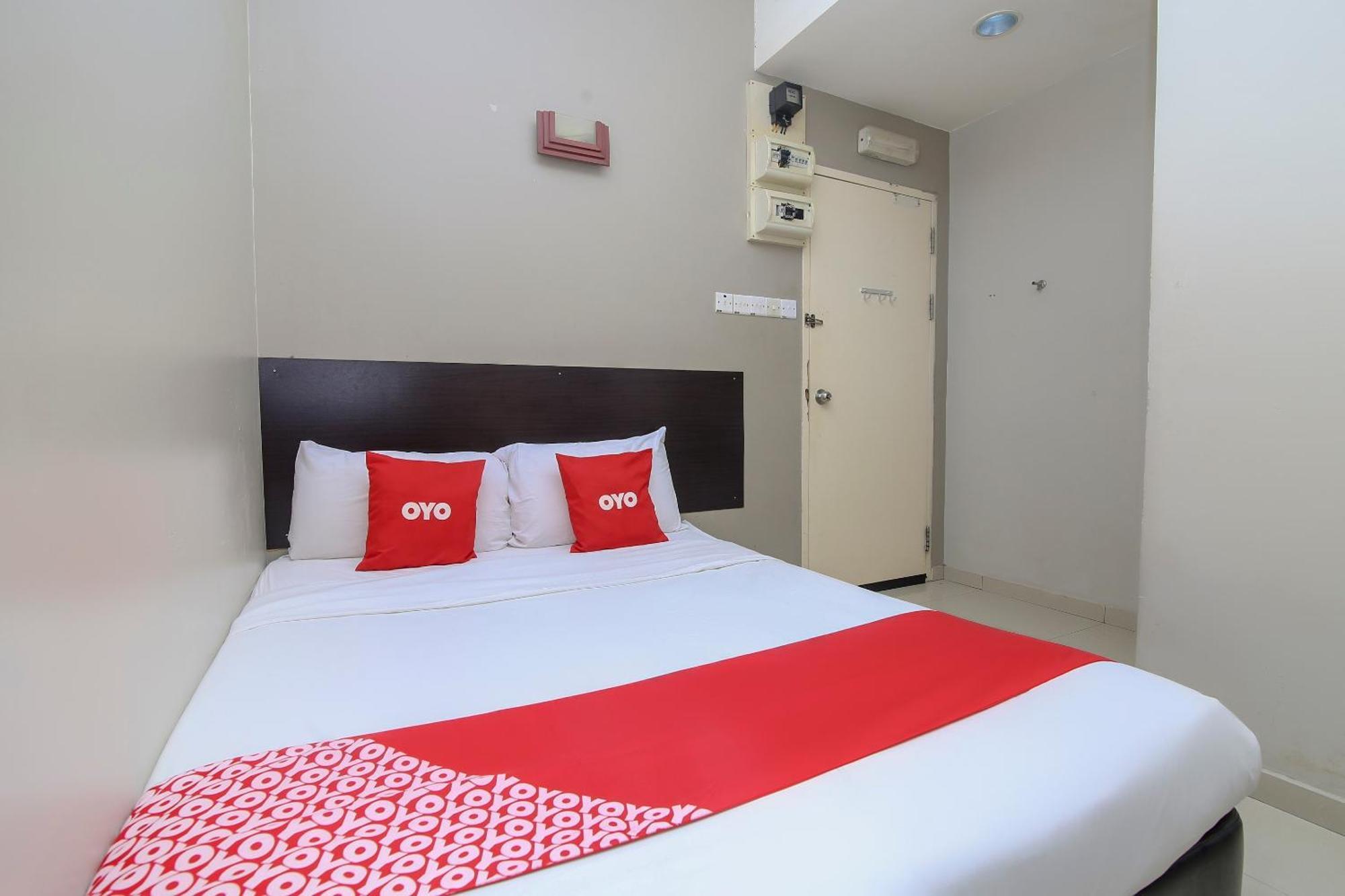 Nice Stay Three Six Five Services Kuching Bagian luar foto